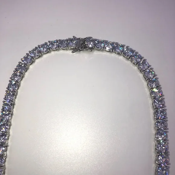 18k 75ct Tennis Necklace - Picture 7 of 13